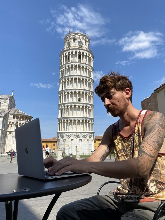 Nômade Digital na Itália Torre de Pisa